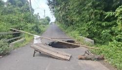 Jembatan DPU Asri–Sambilandak Sragen Ambrol, Akses Warga dan Sentra Bata Merah Lumpuh