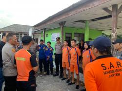 Tim SAR Gabungan Temukan Nelayan Jatuh di Perairan Lontar Kabupaten Serang