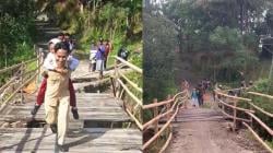 Viral Anak Sekolah Digendong Lewati Jembatan Bambu di Ponorogo, Ini Penjelasan Warga