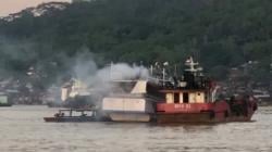 Kapal Wisata Susur Mahakam Terbakar, 68 Wisatawan Panik Selamatkan Diri