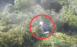 Badan Pesawat ATR Terlihat di Gunung Bulusaraung, Evakuasi Terkendala Medan Terjal