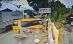 Adu Banteng Motor dan Elf di Jalur Pantura Cirebon, 2 Orang Tewas