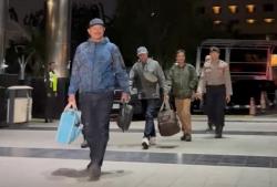 Lempar Senyum, Wali Kota Madiun Maidi Tiba di Gedung Merah Putih KPK Jakarta