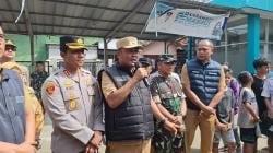 Wapres Gibran Tinjau Lokasi Banjir di Karawang, Sediakan WC Portable Untuk Pengungsi