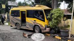 Nahas! Motor Satu Keluarga Dihantam Elf di Cirebon, Tiga Nyawa Melayang