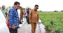 Warga Badak Anom, Kini Bisa Melangkah Tanpa Lumpur