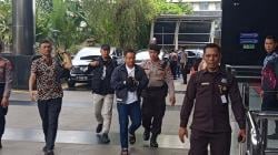 Bupati Pati Sudewo Tiba di Gedung KPK Usai OTT, Pilih Tertunduk dan Bungkam