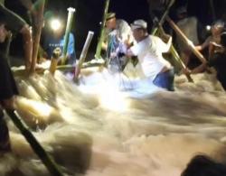 Tanggul Sungai Citarum Jebol di Muaragembong Bekasi, Permukiman Terendam hingga 1 Meter