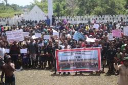 Front Mahasiswa Yahukimo Se-Indonesia Gelar Aksi Tolak Militerisme di Kantor DPRD Yahukimo