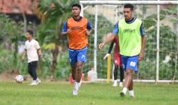 Lini Belakang Keropos, PSIS Semarang Datangkan Kembali Rio Saputro dari PSPS