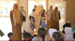 Tak Sekadar Seremonial, TP PKK Pidie Jaya Turun Langsung Ringankan Beban Warga Pascabencana