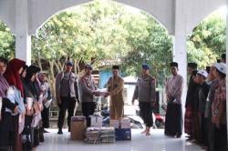 Satbrimob Polda Banten Salurkan 150 Al-Qur’an dan 100 Mukena ke Dayah di Aceh Utara