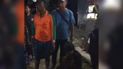 Pemuda 19 Tahun Ini Tepergok Sembunyi di Plafon Kamar Istri Orang, Motor Dibakar Warga