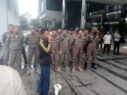 Demo Empat Orang di Pemkot Tangsel: Isi Tuntutannya Tak Main-main, Mulai Anggaran Hingga Proyek !