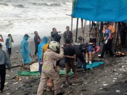 Mayat Misterius Ditemukan di Pantai Gading Mataram, Diduga Korban Hanyut dari Lombok Tengah