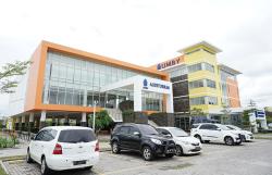 UMBY Salurkan Bantuan Pendidikan bagi 47 Mahasiswa Korban Banjir Aceh