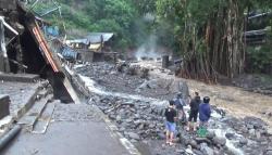 Wisata Guci Tegal Kembali Diterjang Banjir Bandang, Tiga Jembatan Putus, Pancuran 13 Hancur