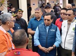 Datangi Lokasi Longsor Cisarua KBB, Sekjen Demokrat Dorong Kementerian PU Turunkan Alat Berat