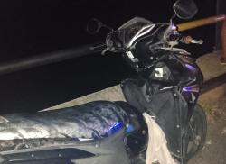 Dini Hari, Warga Karanggeneng Temukan Motor Terparkir di Atas Jembatan