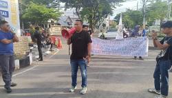 Mahasiswa Bulukumba Geruduk Polrestabes Makassar, Tuntut Penyerang Sekretariat Ditangkap