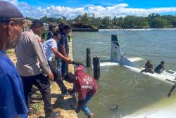 Detik-detik Pesawat Smart Air Jatuh di Perairan Nabire, Seluruh Penumpang Selamat