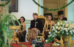 Momen Sakral Tingalan Jumenengan Dalem Kenaikan Tahta ke-4 SIJ KGPAA Mangkunegara X