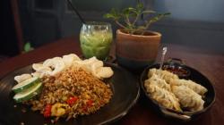 Gyoza dan Nasi Goreng Kupang, Sensasi Olahan Kuliner Hasil Laut Khas Sidoarjo