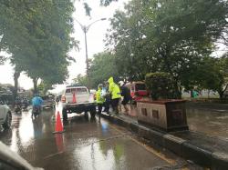 Kurang Konsentrasi Saat Hujan, Pelajar Terjatuh di Jalur Pantura Kendal