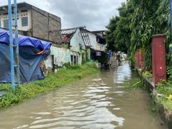 Banjir Rendam Desa Duren Klari, Warga Keluhkan Drainase Tak Mampu Tampung Air