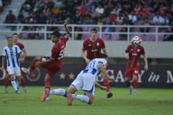Persib Tekuk Persis 1-0 di Manahan, Maung Bandung Kokoh di Puncak Klasemen