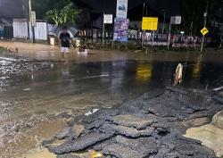 Banjir Lumpur Rendam Jalan, Rumah Warga dan Fasilitas Publik di Besuki Tulungagung