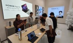 Klaim Tak Ada Laporan Resmi Gangguan, Handphone ini Perkuat Jaringan di Surabaya