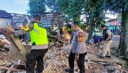 Tinggal Sendiri, Lansia di Kartasura Tewas Tertimpa Rumahnya yang Roboh