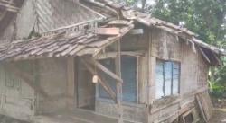 Miris! Nenek 66 Tahun di Pandeglang Hidup Sebatang Kara, Rumah Reyot Nyaris Roboh Saat Hujan