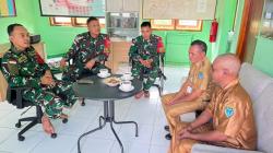 Pulihkan Kenyamanan Warga, Camat Bikomi Utara dan Satgas Pamtas Sepakati Aksi Sosial di Desa Banain