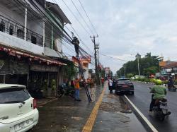 Penataan Kabel Semrawut di Karawang Mulai Berjalan, Target Rampung 2028