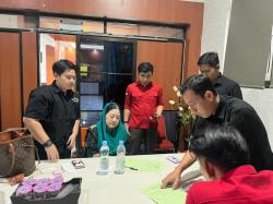 Janji Lolos Perangkat Desa Berujung Borgol, Kejari Sidoarjo Tahan Neng Tiwi