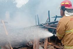 Ditinggal ke Sawah, Rumah Limasan Kayu Jati Senilai Rp150 Juta di Boloh Ludes Jadi Abu