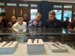 Museum Pajajaran Diguyur Pusaka, 60 Kujang Jeung Keris Pilihan Jadi Ganeas Sajarah