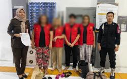 Empat WNA Kasus Pencurian Emas Masuk Rutan Perempuan Porong Sidoarjo