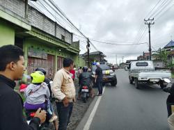 Keuna Batuna! Si Licin OJ Akhirnya Ngajoprak Dihajar Warga di Jalan Sukabumi-Cianjur