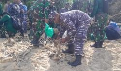 Ribuan Tangan Bersatu di Ujung Timur Jawa, TNI-Polri dan Warga Bersihkan Pantai Pancur Alas Purwo