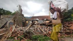 Bingkai Tanah Bergerak di Kabupaten Tegal