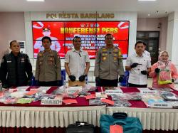 Guru Agama SMK di Batam Diduga Cabuli Belasan Siswa, Terancam 12 Tahun Penjara