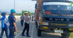 Jelang Arus Mudik, Ditlantas Polda Jabar Gelar Rampcheck dan Kesiapan Sopir di GT Soroja