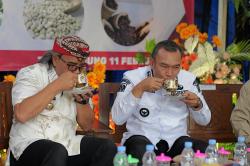 Jauh-jauh dari Bengkulu, Bupati Kepahiang 'Berguru' Rahasia Kopi ke Temanggung