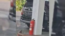 Viral! Mobil Dinas Diduga Ganti Plat Hitam Isi BBM Bersubsidi