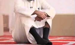 Kenapa Jamaah Shalat Jumat Dilarang Duduk Memeluk Lutut? Ternyata Ini Alasannya