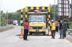 Menuai Polemik, Pemkab Tegaskan Pemasangan Portal di Jembatan TBB Untuk Perlindungan Infrastruktur