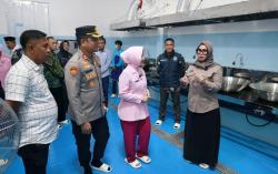 SPPG Polres Barru Diresmikan, Bupati Andi Ina: Manfaatkan Potensi Lokal agar Ekonomi Berputar